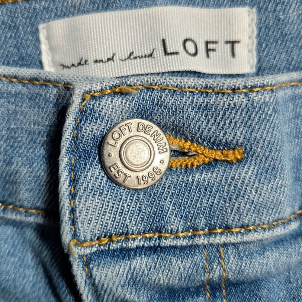 LOFT Patch Pocket Kick Crop Jeans in Bright Vintage Light Wash Retro Look 765053 - Picture 8 of 12